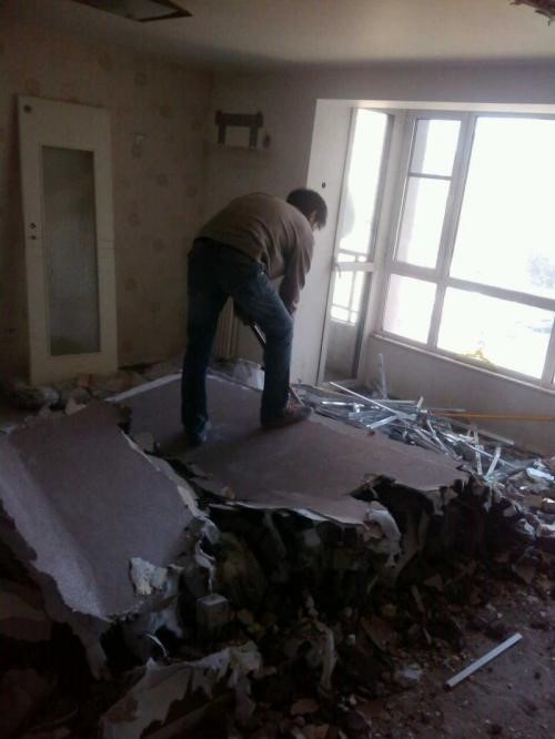 太倉地板拆除回收專業(yè)還原毛坯金質(zhì)服務(wù)質(zhì)優(yōu)價廉