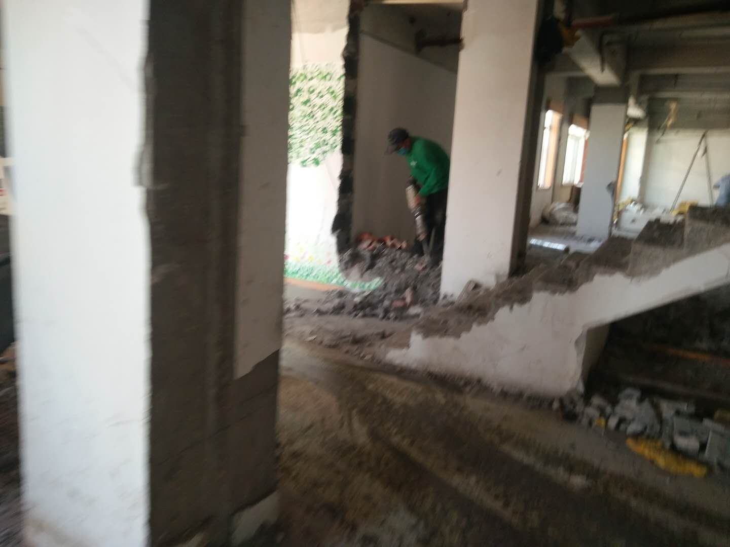 蘇州姑蘇區敲墻砸墻拆除公司電話多少推薦咨詢歡迎來電